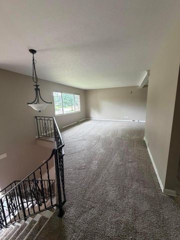 1452 Ironwood Drive, Columbus, OH 43229