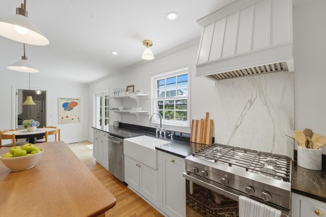 680 Fort Sumter Drive, Charleston, SC 29412