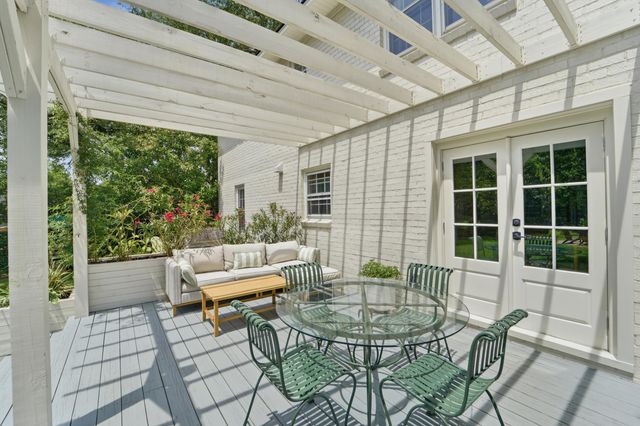 680 Fort Sumter Drive, Charleston, SC 29412