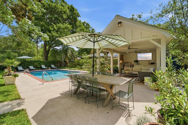 680 Fort Sumter Drive, Charleston, SC 29412