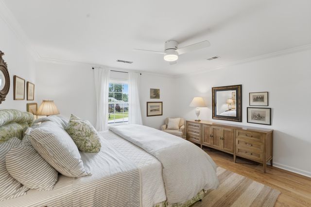 680 Fort Sumter Drive, Charleston, SC 29412
