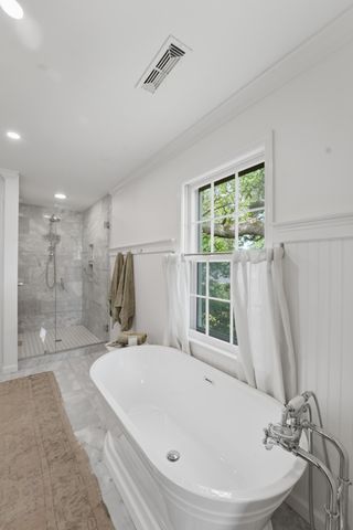 680 Fort Sumter Drive, Charleston, SC 29412