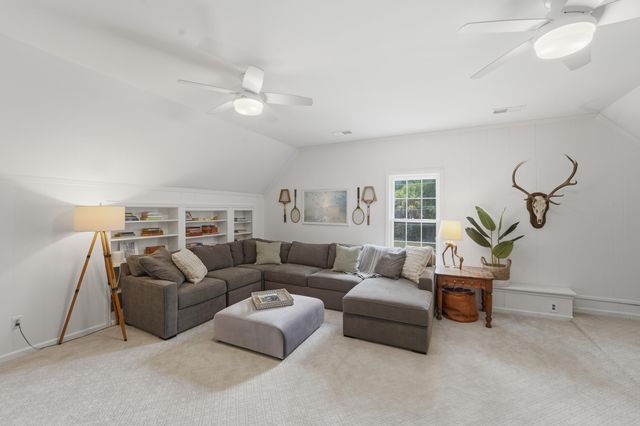 680 Fort Sumter Drive, Charleston, SC 29412