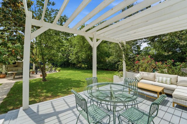 680 Fort Sumter Drive, Charleston, SC 29412