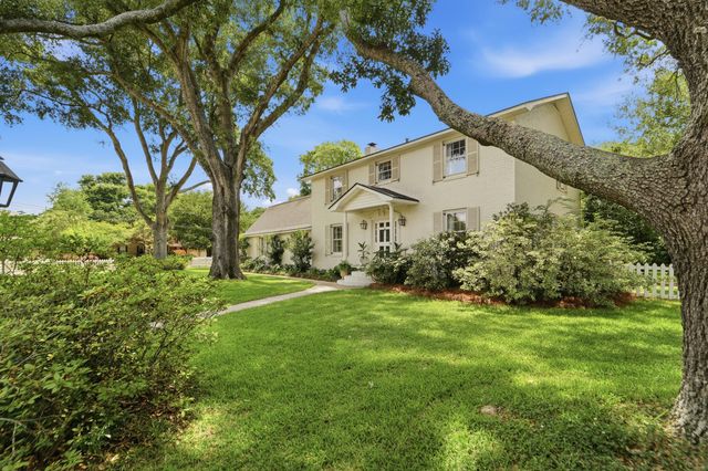 680 Fort Sumter Drive, Charleston, SC 29412
