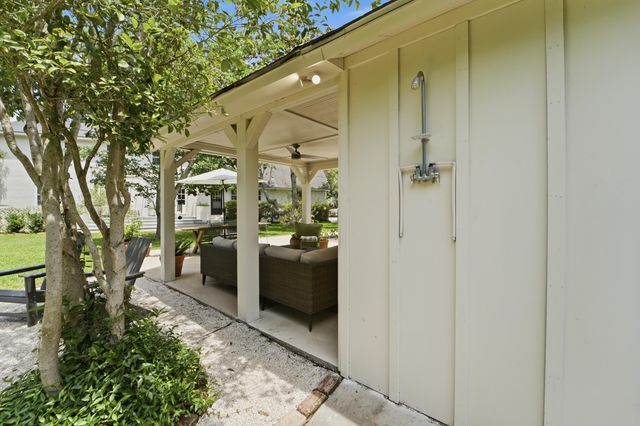 680 Fort Sumter Drive, Charleston, SC 29412