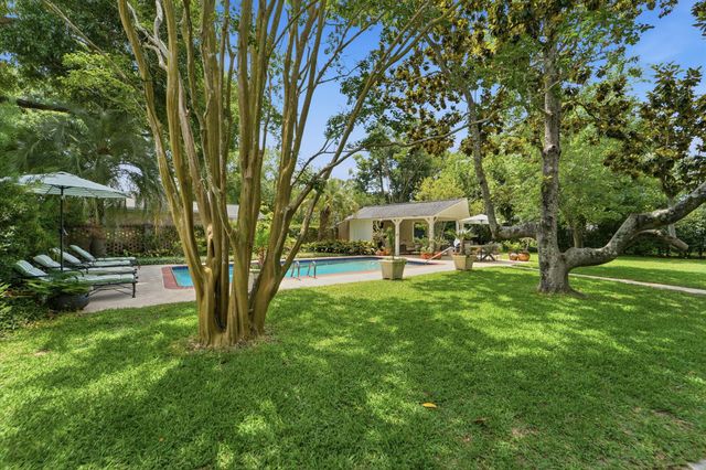680 Fort Sumter Drive, Charleston, SC 29412
