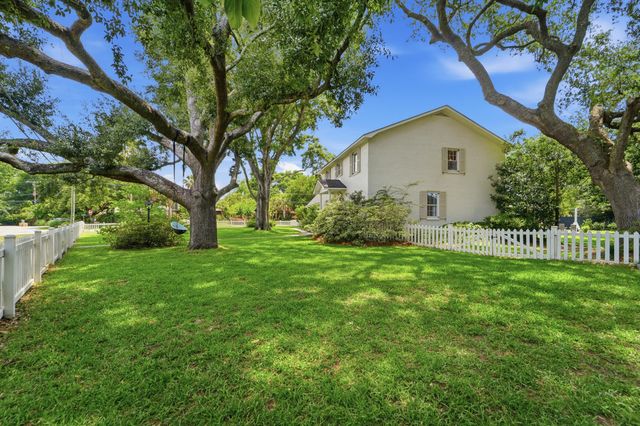 680 Fort Sumter Drive, Charleston, SC 29412