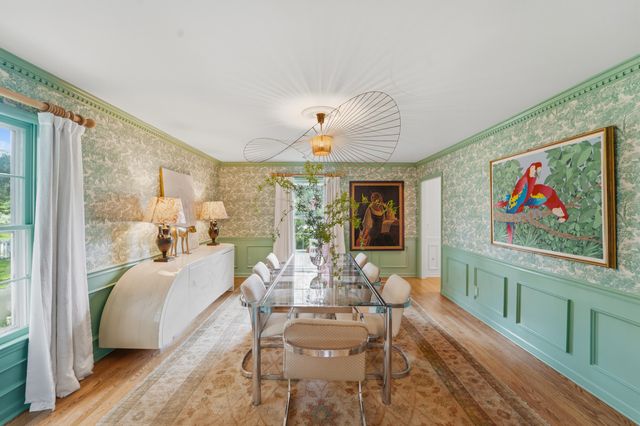680 Fort Sumter Drive, Charleston, SC 29412