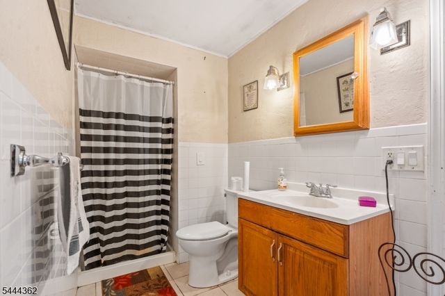 134 Drew Rd, Vernon Twp., NJ 07461