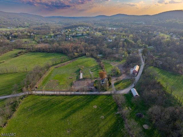 134 Drew Rd, Vernon Twp., NJ 07461