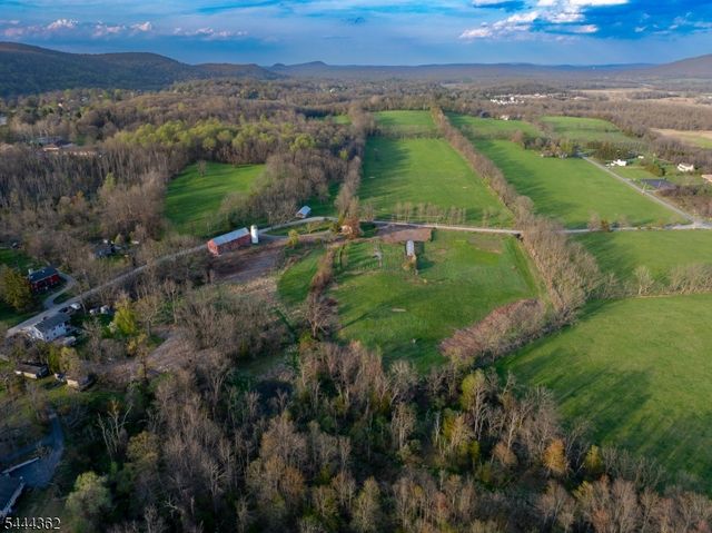 134 Drew Rd, Vernon Twp., NJ 07461