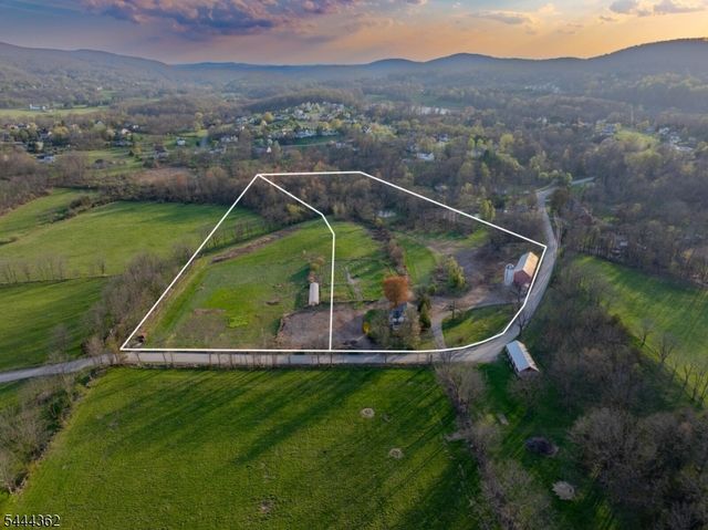 134 Drew Rd, Vernon Twp., NJ 07461