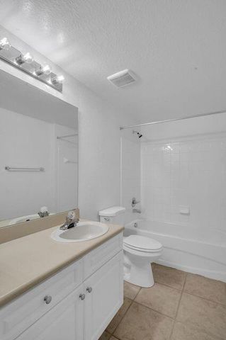 557 SE Prescott Place, Stuart, FL 34994