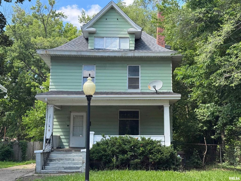 1011 W COLUMBIA Terrace, Peoria, IL 61606