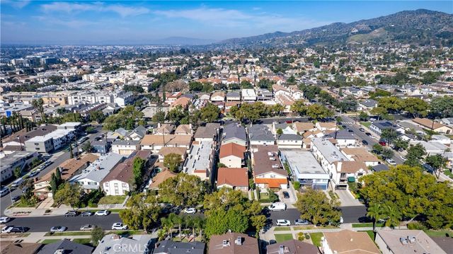 723 E Tujunga Avenue, Burbank, CA 91501