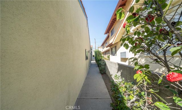 723 E Tujunga Avenue, Burbank, CA 91501