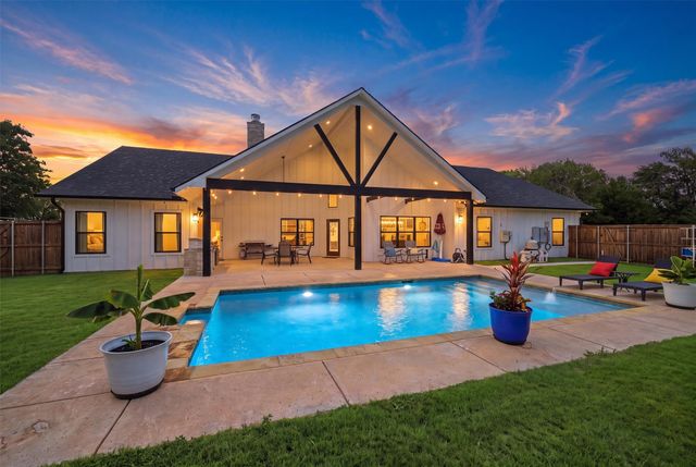 3657 Harrell Road, Howe, TX 75459