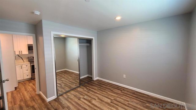 8834 Valencia St, Spring Valley, CA 91977