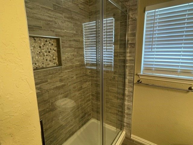8221 Mark Lane, Watauga, TX 76148