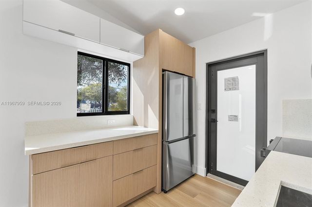 3621 SW 48th Ave, West Park, FL 33023