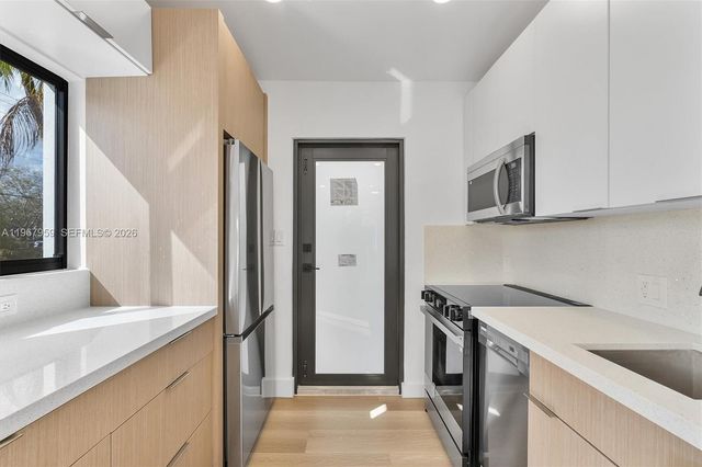 3621 SW 48th Ave, West Park, FL 33023