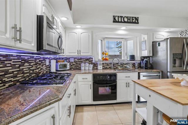 30 Putnam Street, Lodi, NJ 07644
