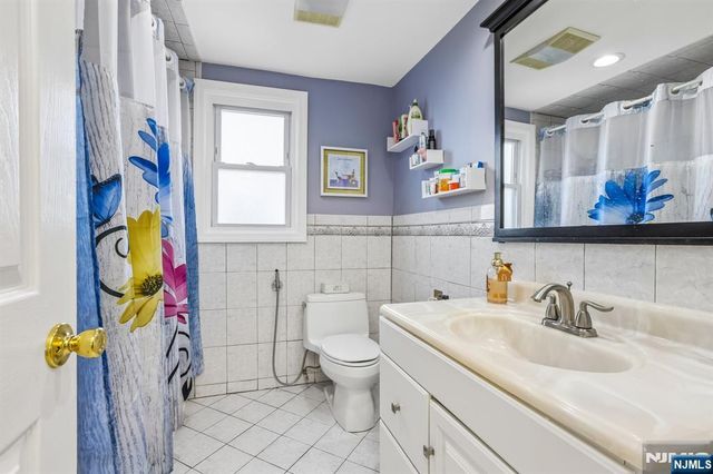 30 Putnam Street, Lodi, NJ 07644
