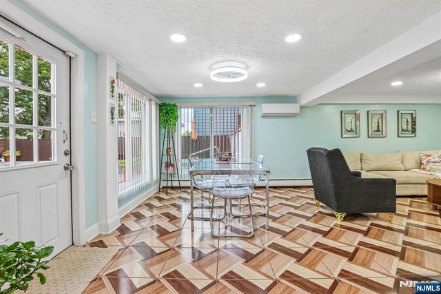 30 Putnam Street, Lodi, NJ 07644
