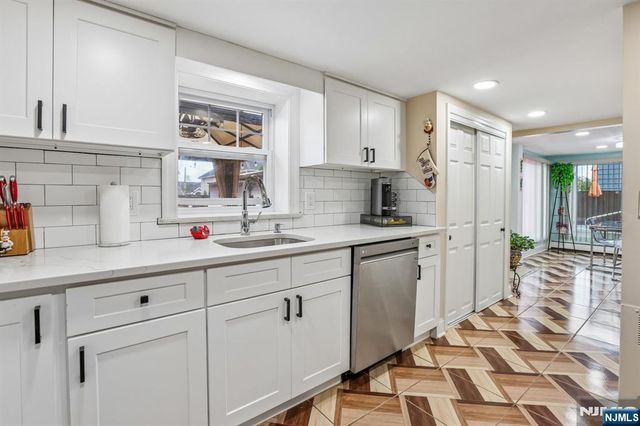 30 Putnam Street, Lodi, NJ 07644