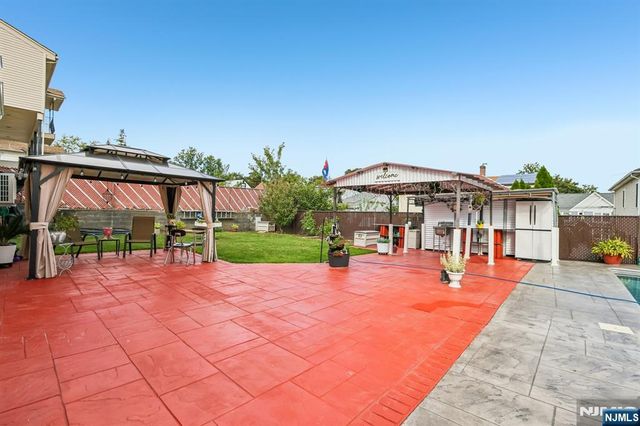 30 Putnam Street, Lodi, NJ 07644