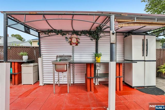 30 Putnam Street, Lodi, NJ 07644