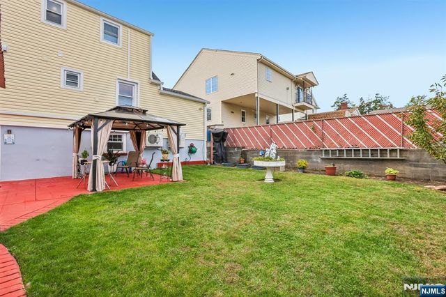 30 Putnam Street, Lodi, NJ 07644