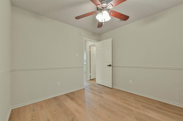 2775 Glen Haven Drive, League City, TX 77573