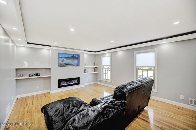815 Gilmores Island Road, Toms River, NJ 08753