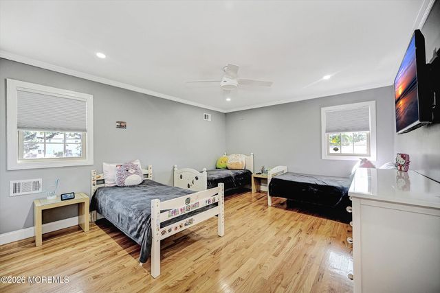 815 Gilmores Island Road, Toms River, NJ 08753