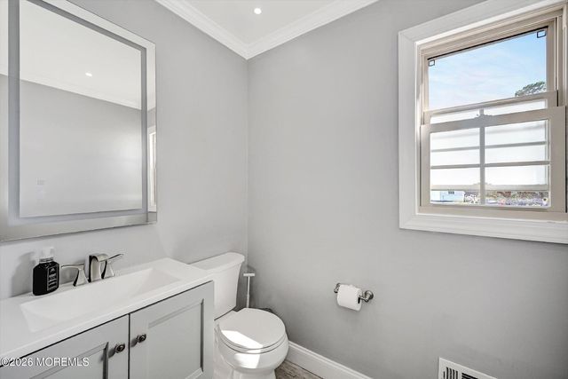 815 Gilmores Island Road, Toms River, NJ 08753