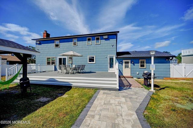 815 Gilmores Island Road, Toms River, NJ 08753