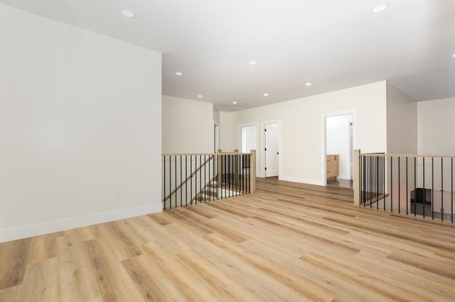 115 Crest Road, Campobello, SC 29322