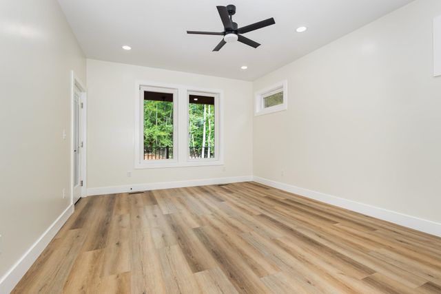 115 Crest Road, Campobello, SC 29322