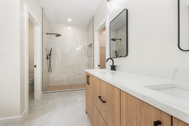 115 Crest Road, Campobello, SC 29322