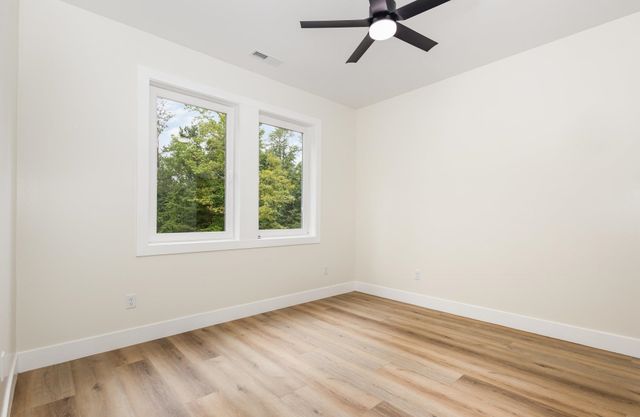 115 Crest Road, Campobello, SC 29322