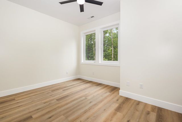 115 Crest Road, Campobello, SC 29322