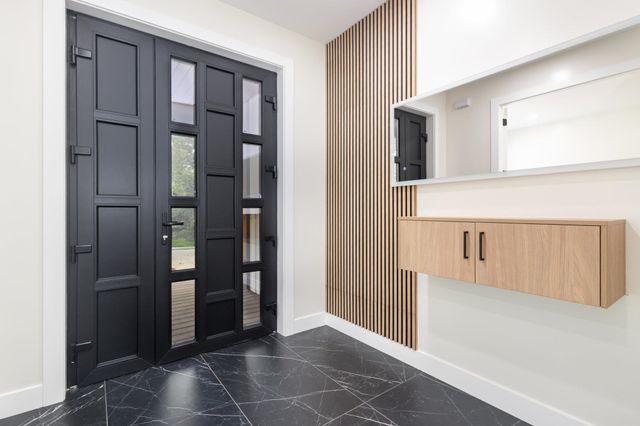 115 Crest Road, Campobello, SC 29322