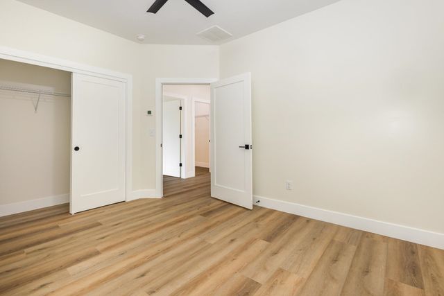 115 Crest Road, Campobello, SC 29322