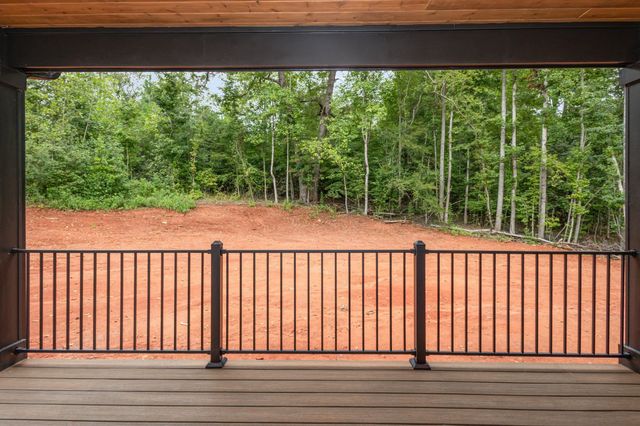 115 Crest Road, Campobello, SC 29322