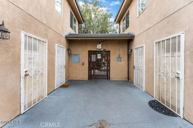 14618 Gilmore Street 16, Van Nuys, CA 91411