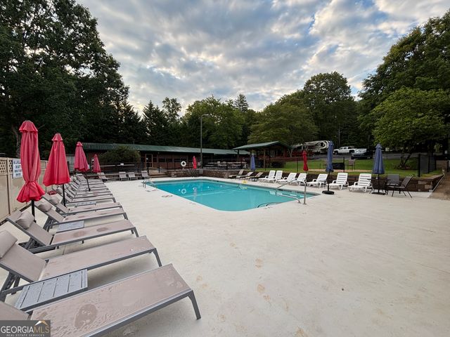 111 Maple Wood Lane, Cleveland, GA 30528