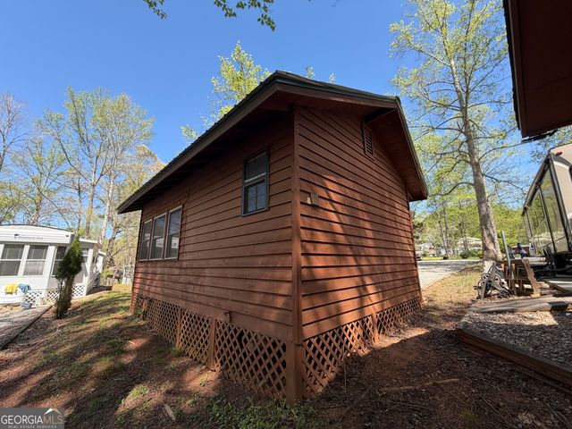 111 Maple Wood Lane, Cleveland, GA 30528