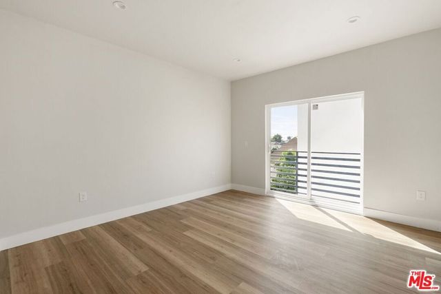 716 W 41st Place 1, Los Angeles, CA 90037
